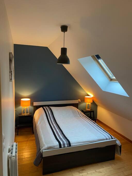 Gite " La Petite Maison" Livry  エクステリア 写真